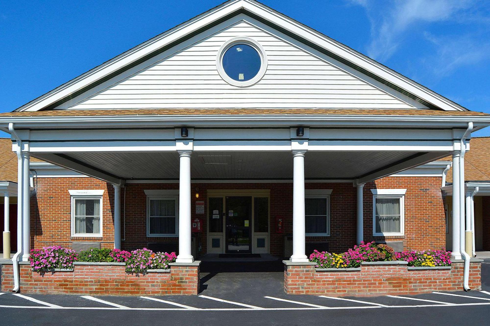 Quality Inn Raynham - Taunton Exterior photo