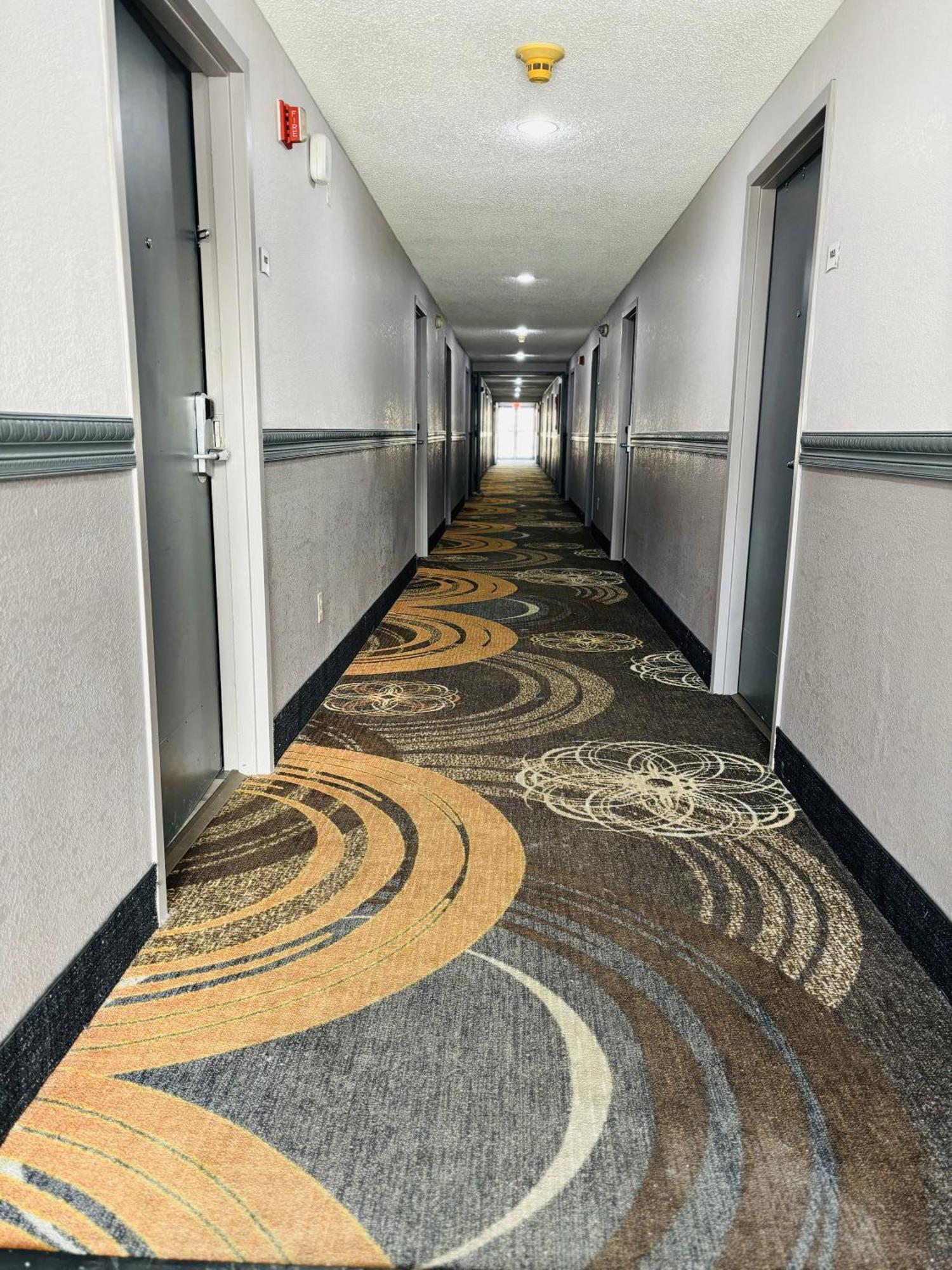 Quality Inn Raynham - Taunton Exterior photo