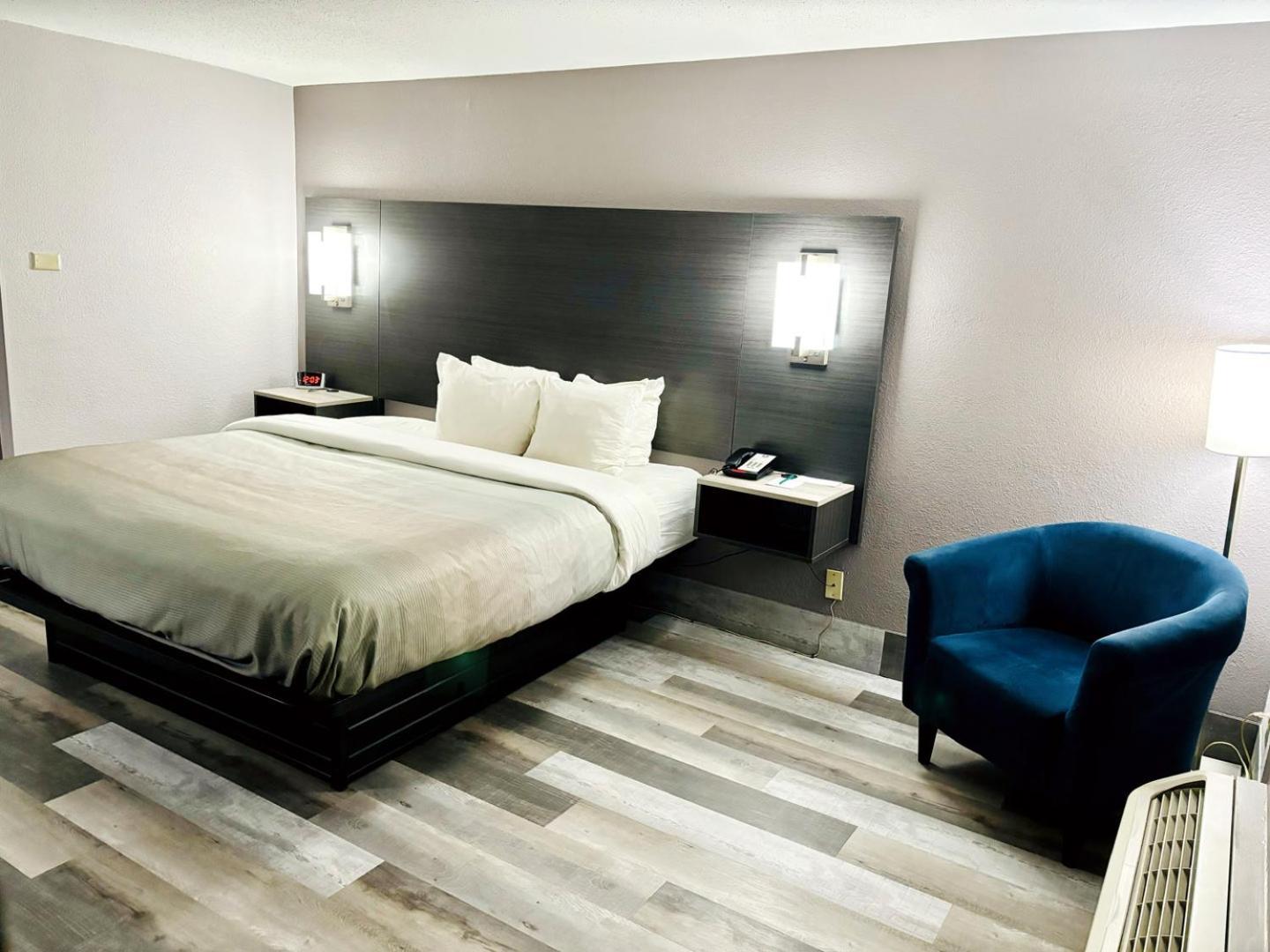 Quality Inn Raynham - Taunton Exterior photo