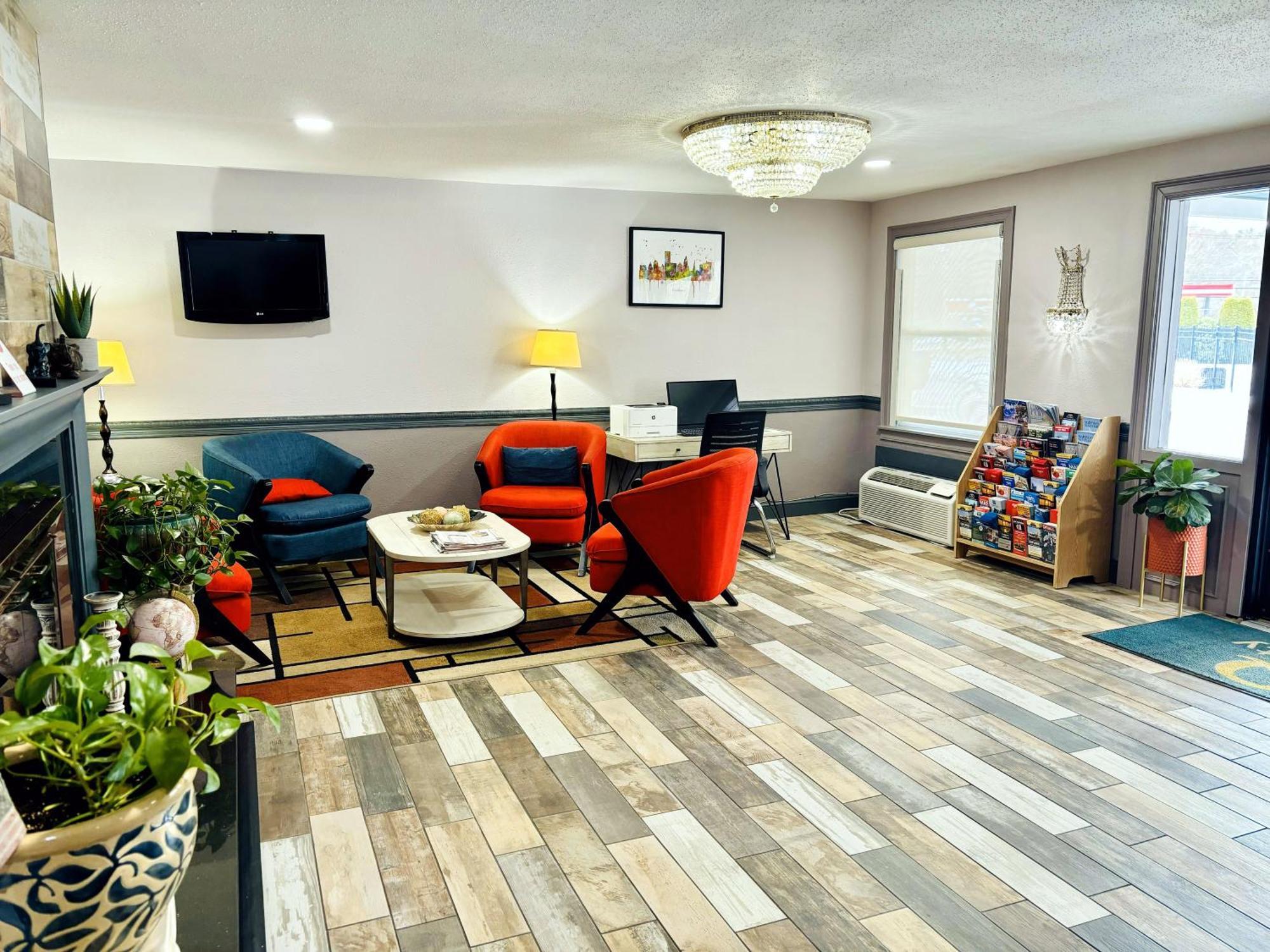 Quality Inn Raynham - Taunton Exterior photo