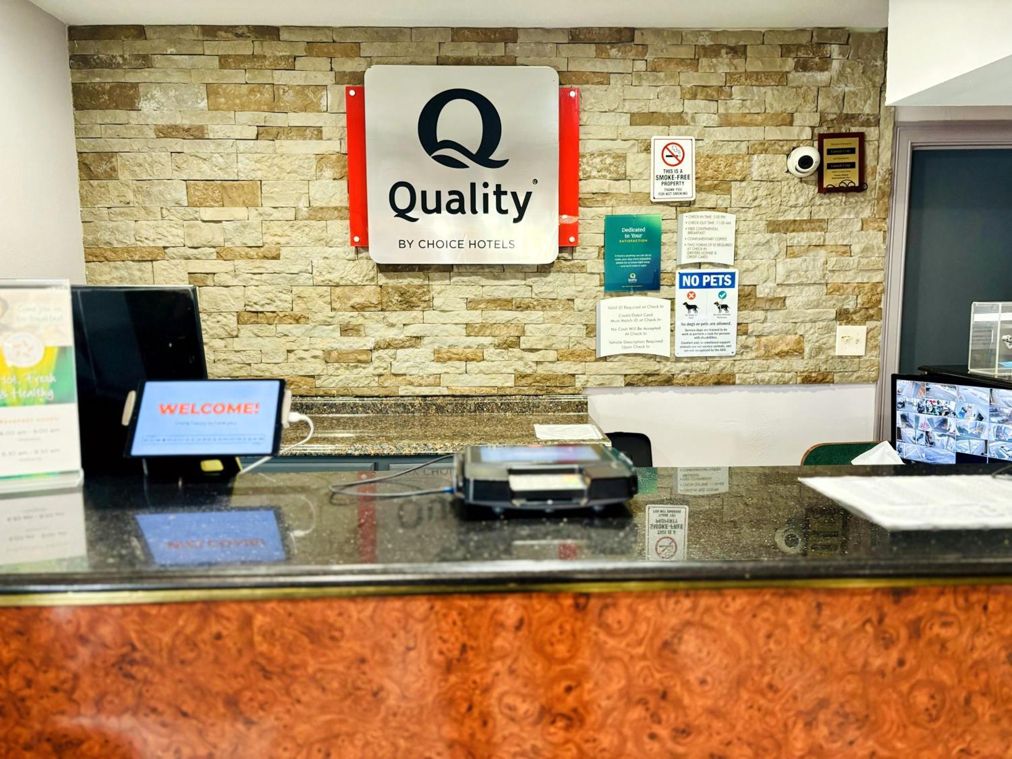 Quality Inn Raynham - Taunton Exterior photo