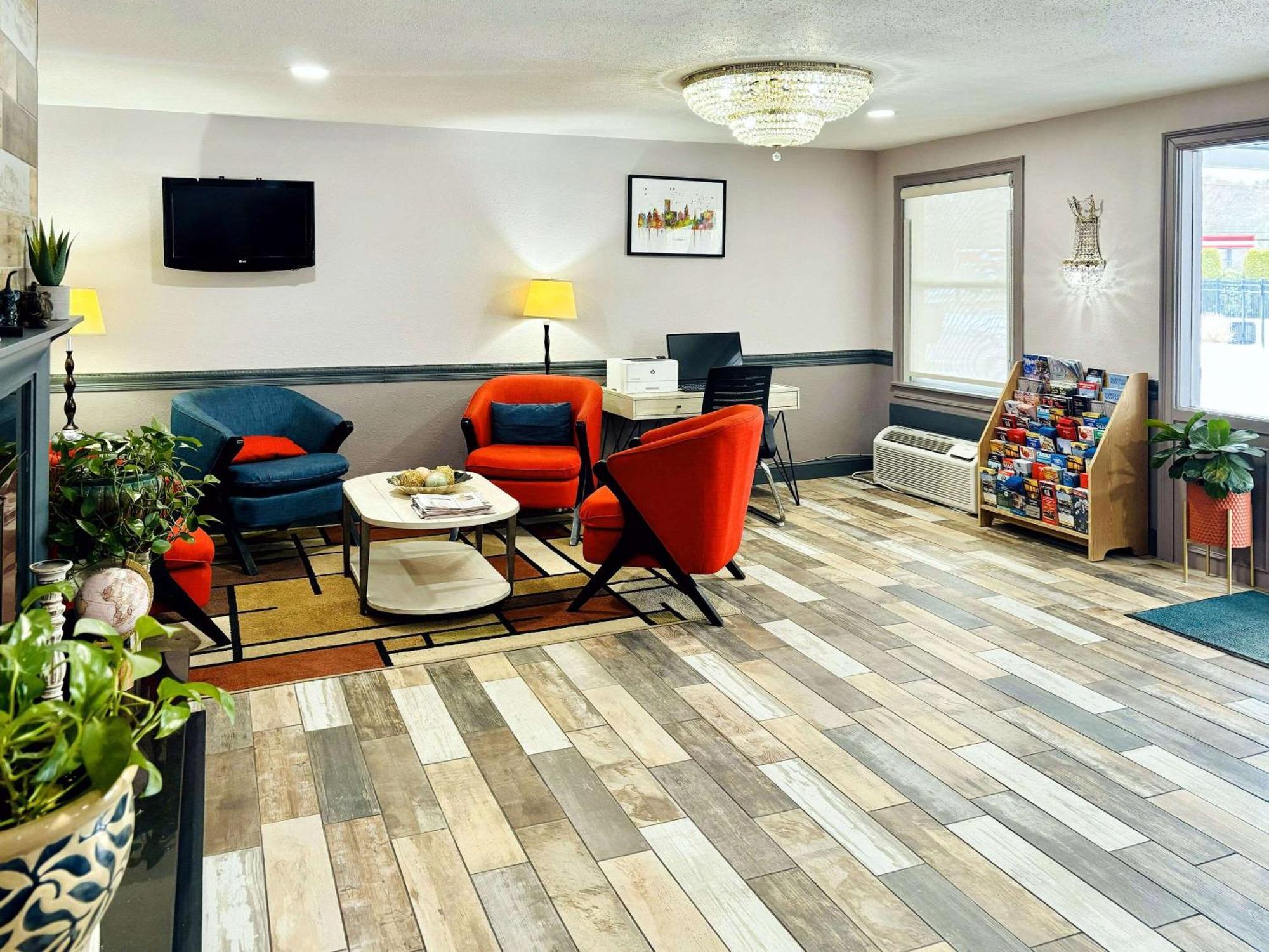 Quality Inn Raynham - Taunton Exterior photo