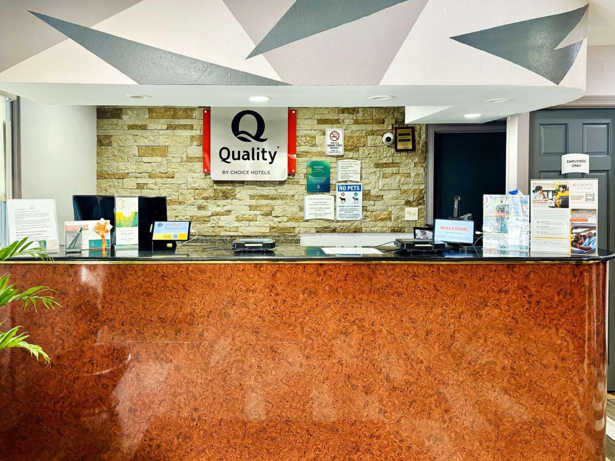 Quality Inn Raynham - Taunton Exterior photo